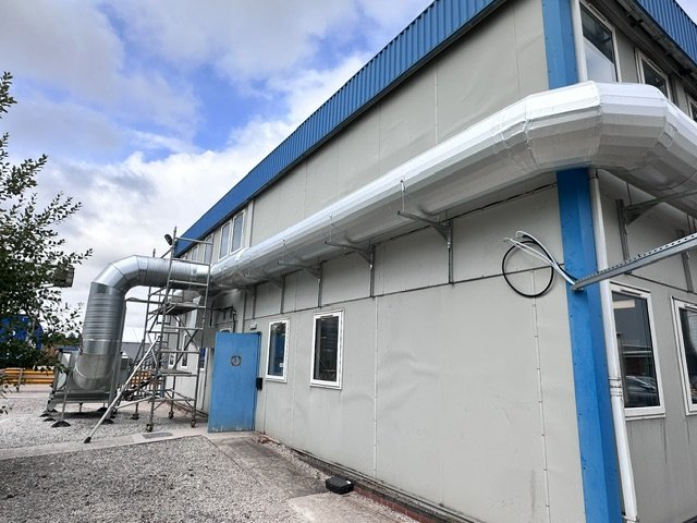 Laboratory HEPA ventilation system installation