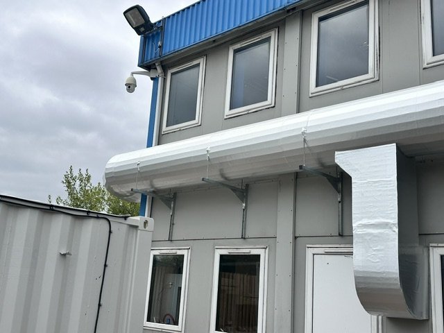 Laboratory supply and extract ductwork installation